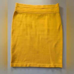 Vintage Escada Solid Yellow Cotton Elastic Waist Above Knee Skirt. Sz 4/34 EU